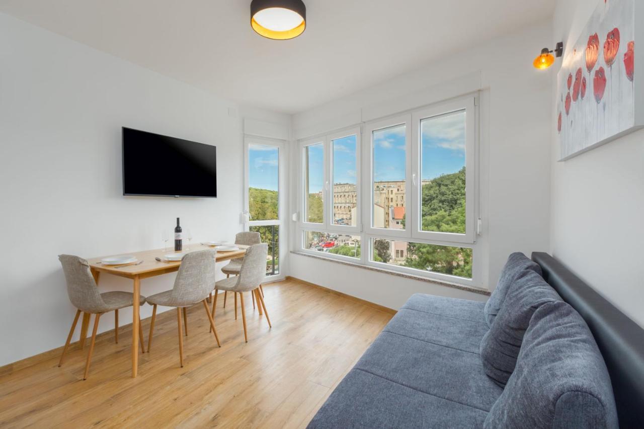 Sylvia Center Apartment Pula Ngoại thất bức ảnh